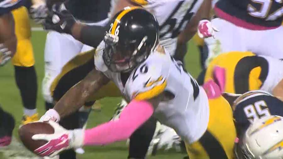 Le'Veon Bell scores on a 5-yard run against the Indianapolis Colts