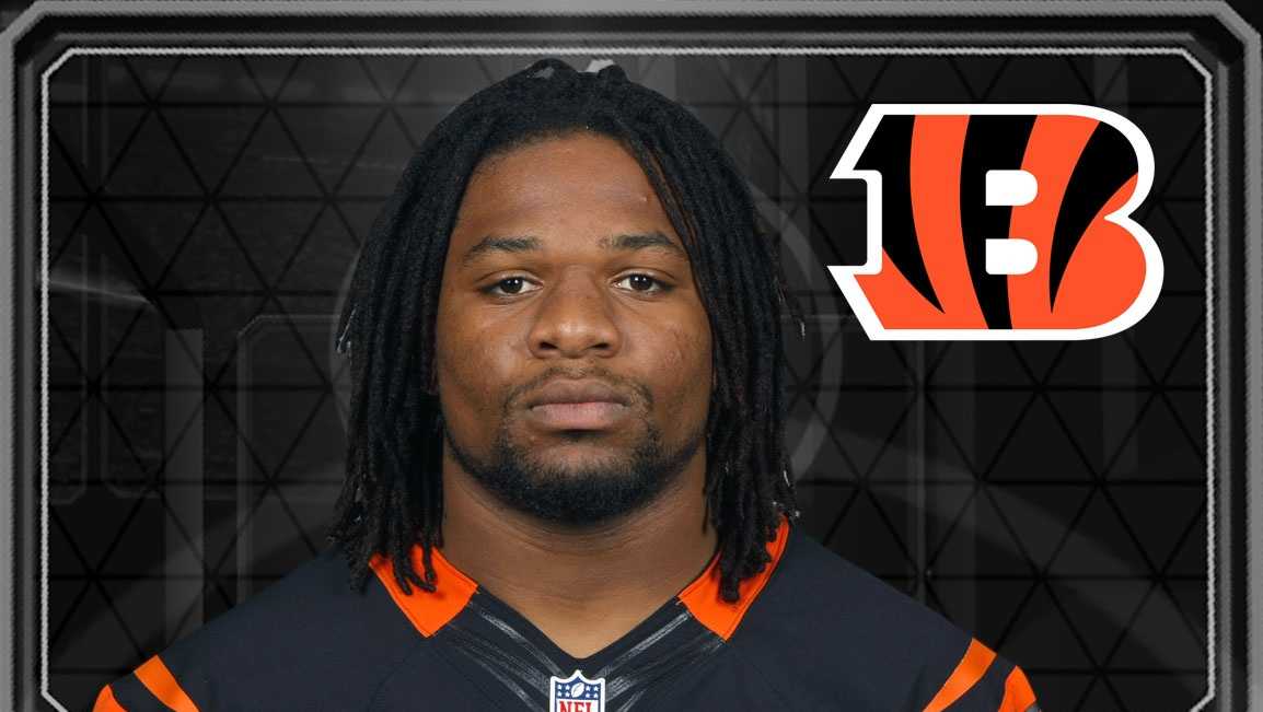 Vontaze Burfict of Cincinnati Bengals fined $112,000 for hits in