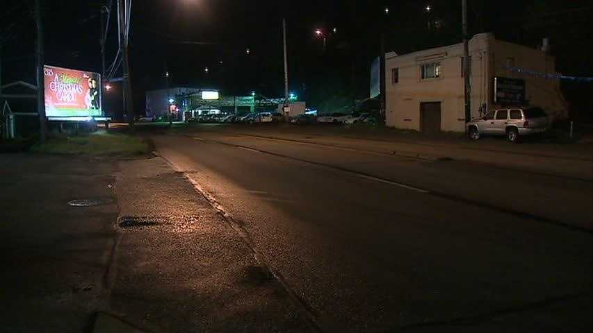 Pickup crashes into pole on Saw Mill Run Boulevard - Vimarsana News