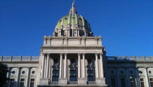 As budget deadline nears, lawmakers eye public school funding, school choice