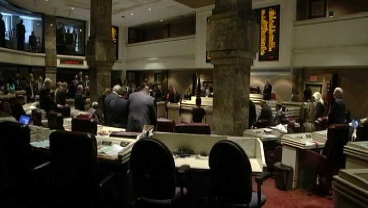 Alabama lawmakers consider ending elections for public service commission