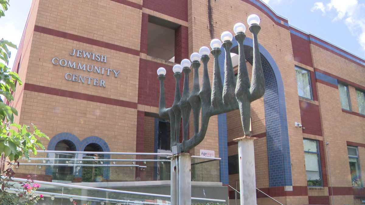 Pittsburgh Jewish community enhances security for high holidays