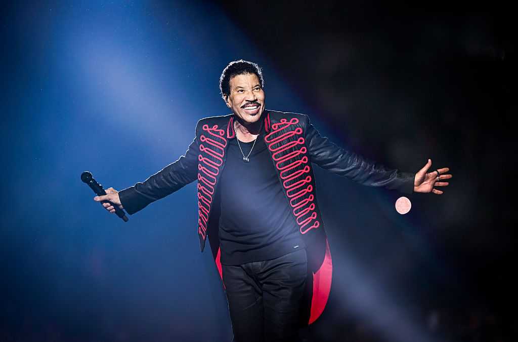 Lionel Richie undergoes heart procedure, will ‘take some time off’