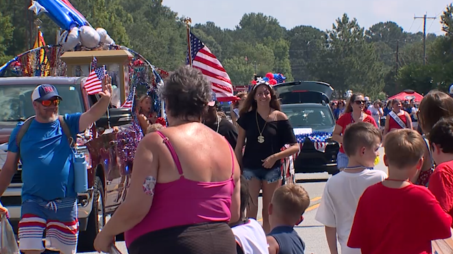 Rincon Freedom Rings Celebration draws thousands for Parade, Festival, and Fireworks
