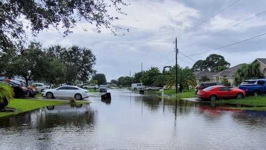 Roads flooded in parts of South Florida after days of heavy rain