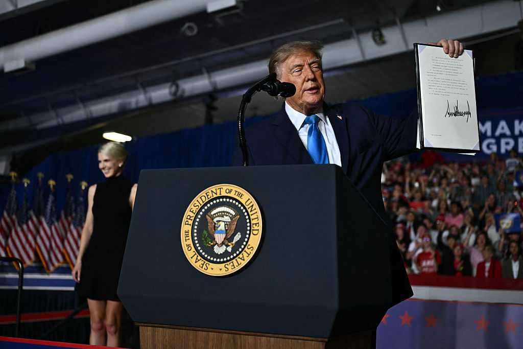 President Trump signs order extending tax-free use of red-dyed diesel during Nebraska midterm stop