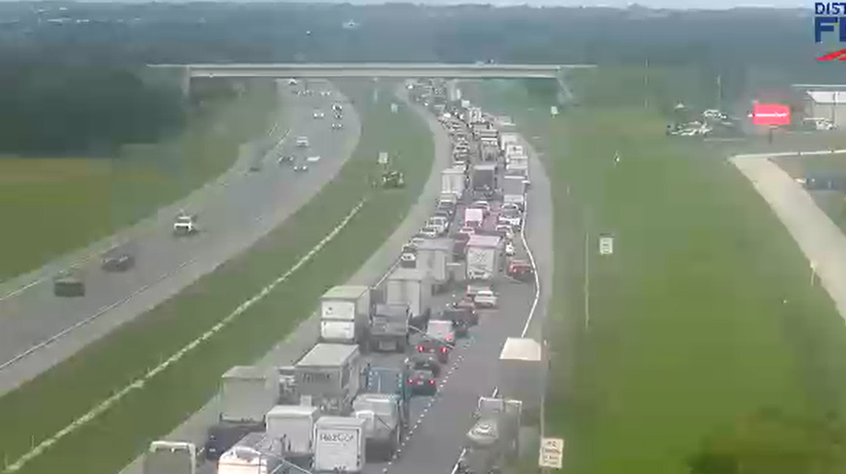 Deadly crash shuts down part of I-4 westbound in Polk City