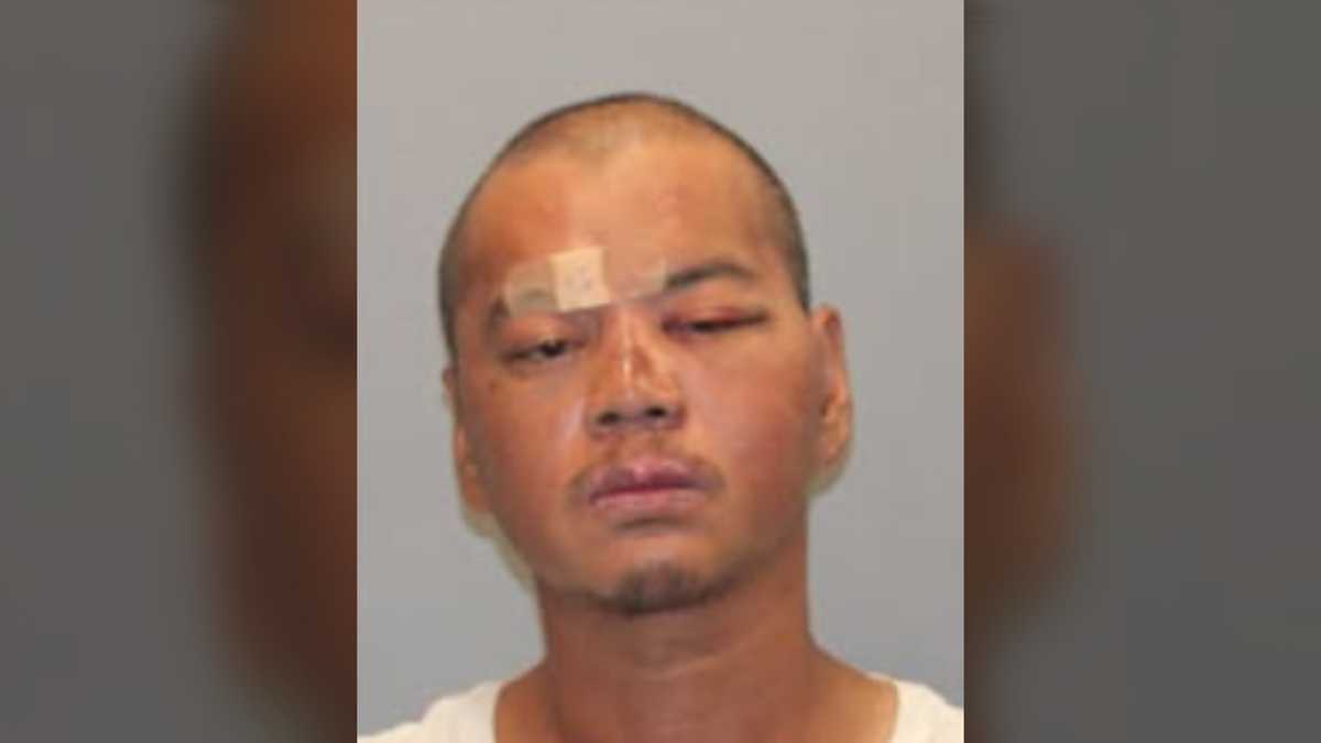 Mass. man accused of chasing juveniles with knife at park