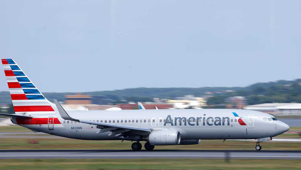 American Airlines flight aborts takeoff in Miami after business jet enters the same runway CNN