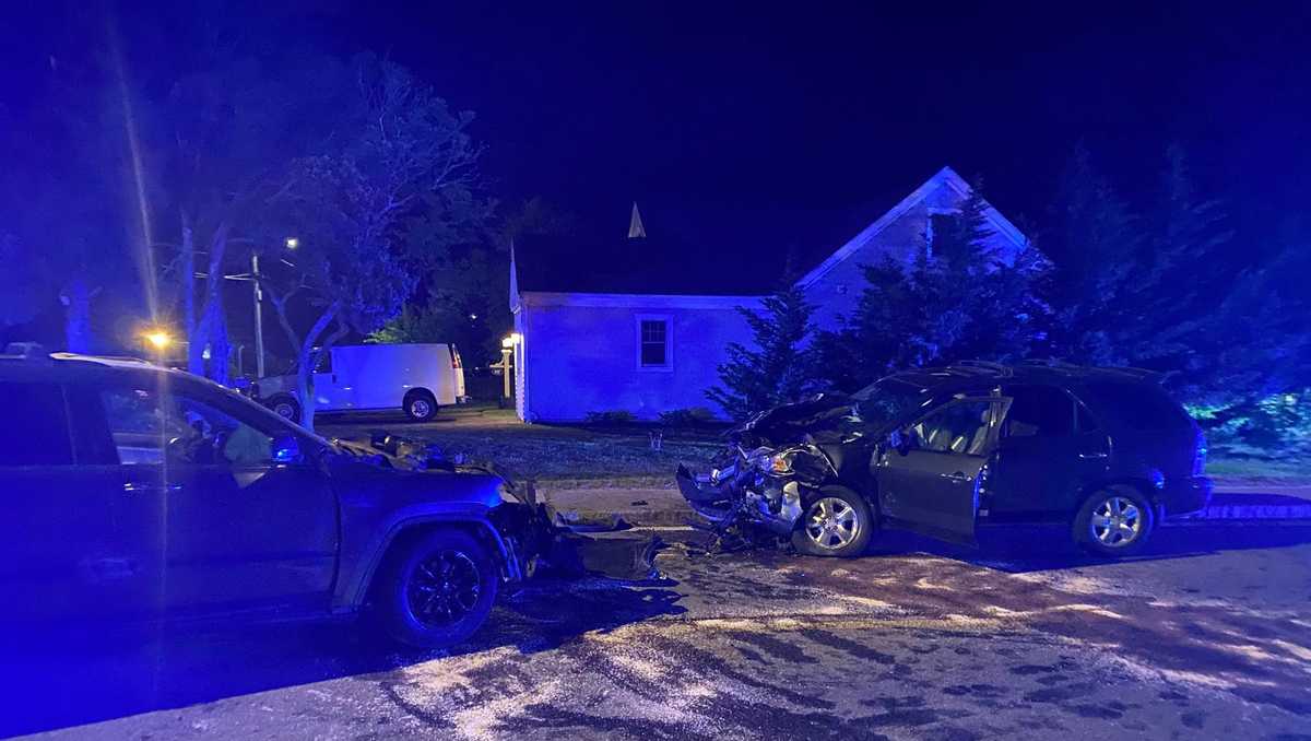 Multiple people injured in head-on crash in Falmouth