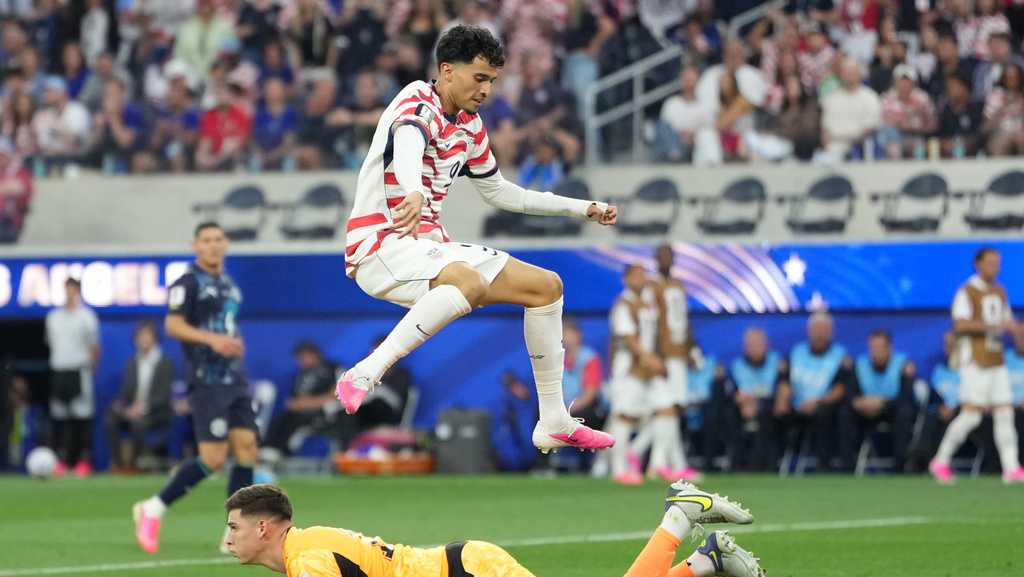US men's soccer beats Paraguay in World Cup group stage