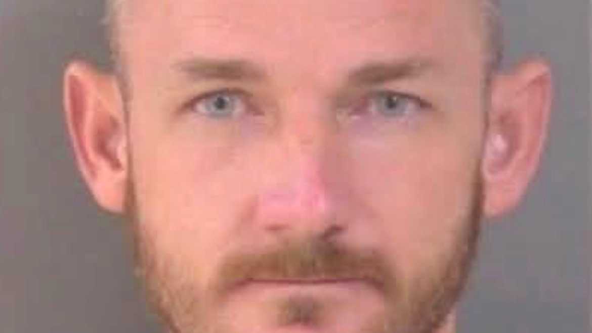 After Vero Beach arrest, experts warn of dangers of posting photos online