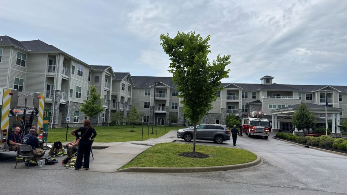 2 hospitalized, 130 evacuated during senior living facility fire – WLKY