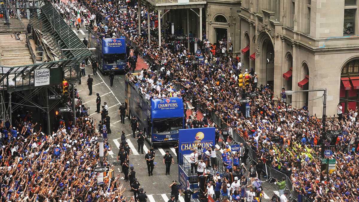 Knicks celebrate first NBA championship in 53 years