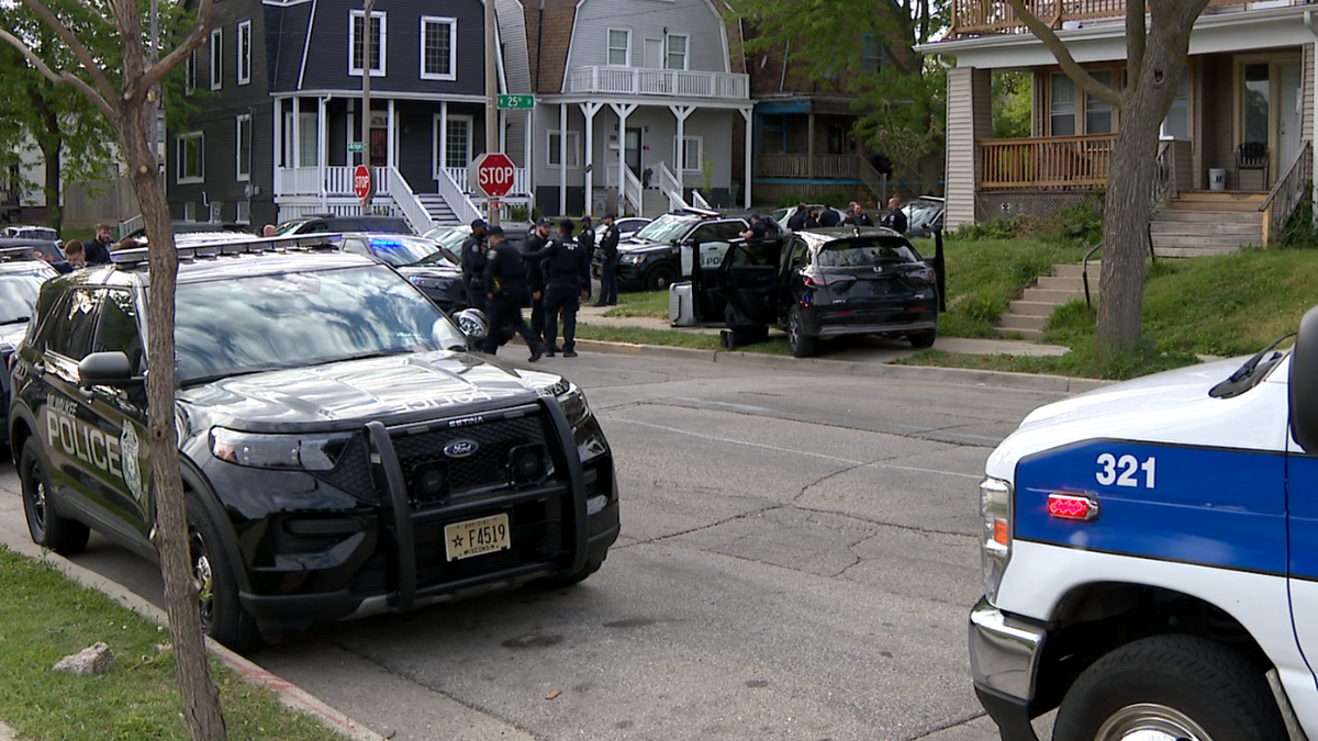 MPD: 5 arrested after chase involving stolen vehicle wanted in robbery