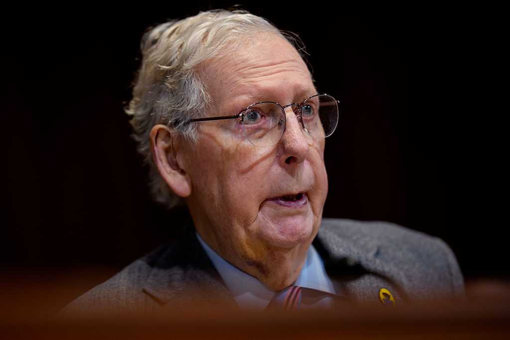Sen. Mitch McConnell's condition remains unclear 2 weeks after being hospitalized