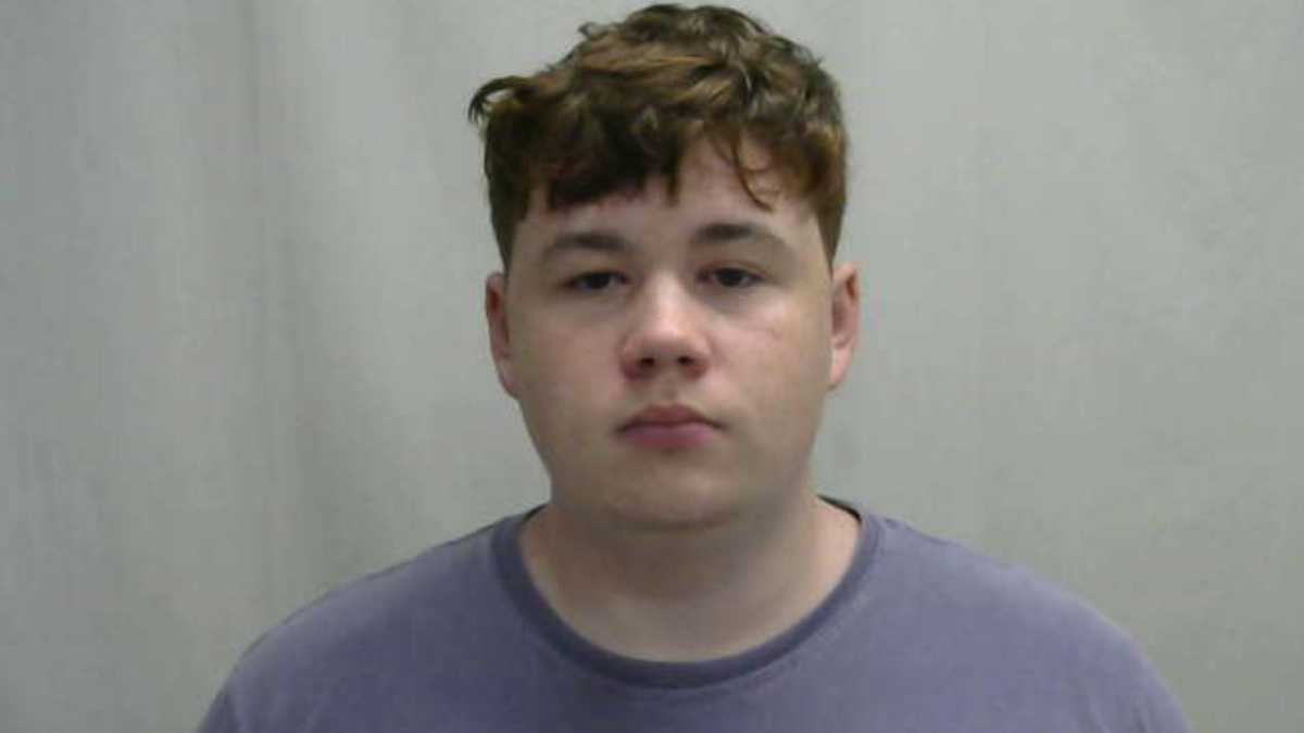 Mass. man faces child rape charge on college campus