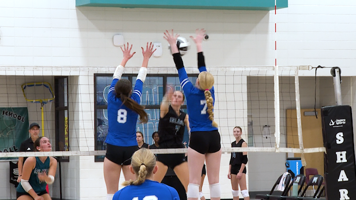 St. Andrew's improves to 19-1 overall, sweeping Islands in straight sets