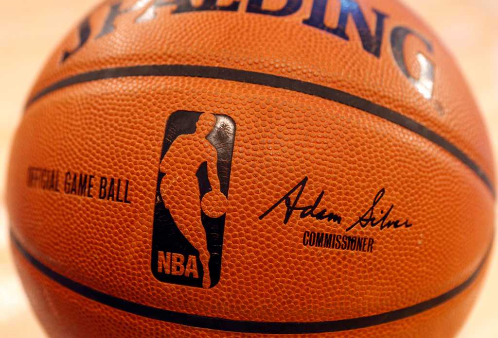 Stephen Curry and Warriors agree to 2-year contract extension