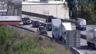 Tractor-trailer breaks in half on I-83 in York County