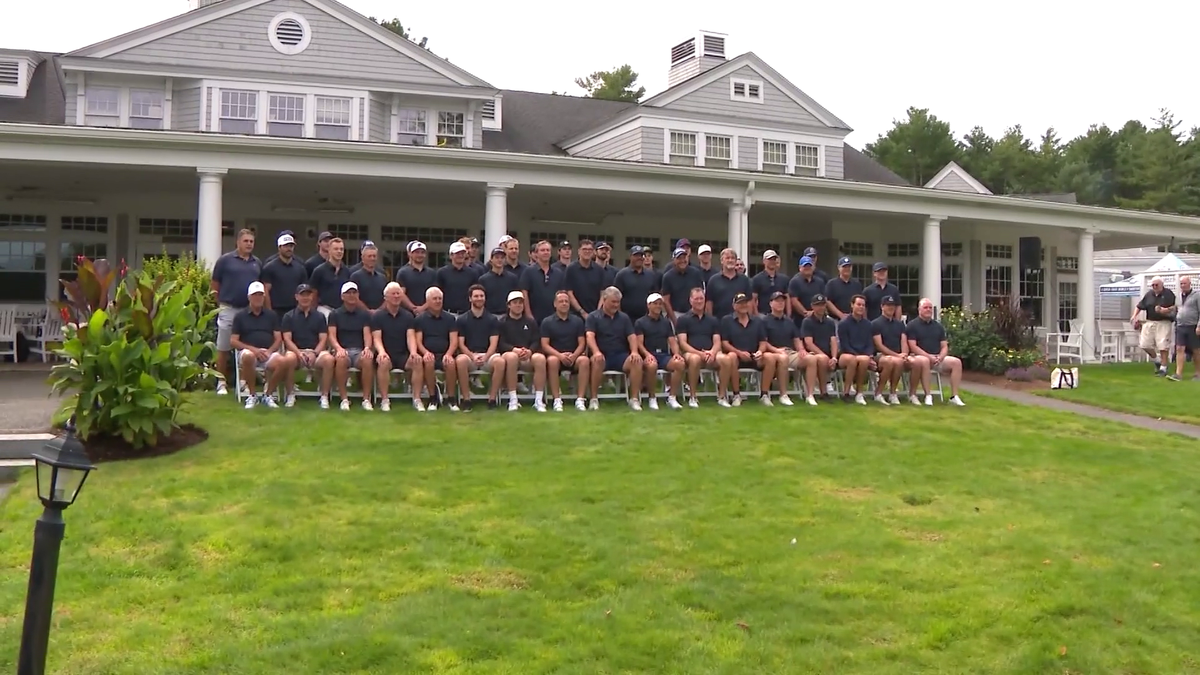 Bruins alumni, players gather in Plymouth for charity golf event
