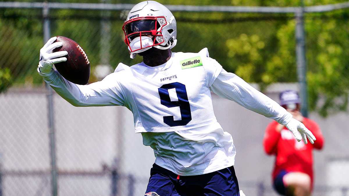 Patriots trade Kayshon Boutte to conference rival
