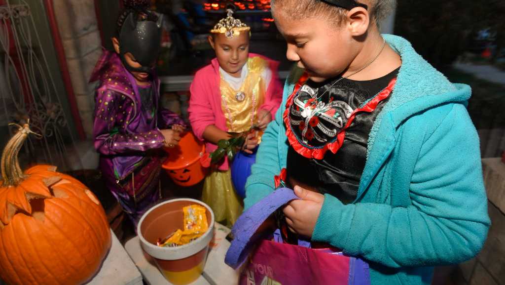 Halloween and time change on same weekend could be a nightmare for parents