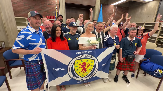 couple from scotland ties the knot at boston city hall