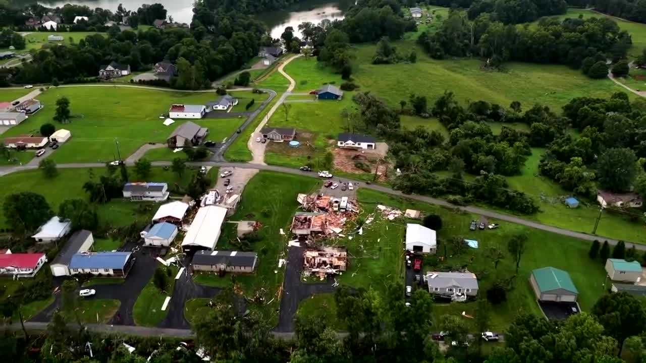 Tornado touched down in Grayson/Hart counties; injuries reported