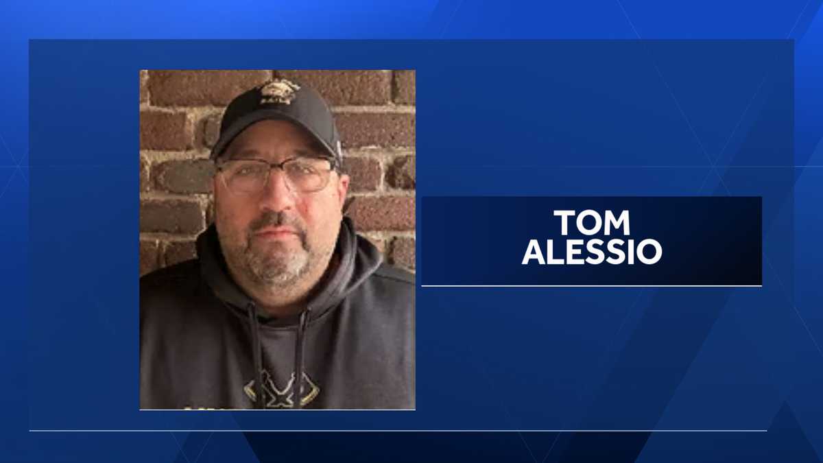 Lincoln High football coach resigns after Polk County firing over misconduct probe