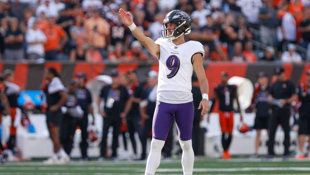 Report: Chiefs work out multiple kickers, sign Justin Tucker to practice squad