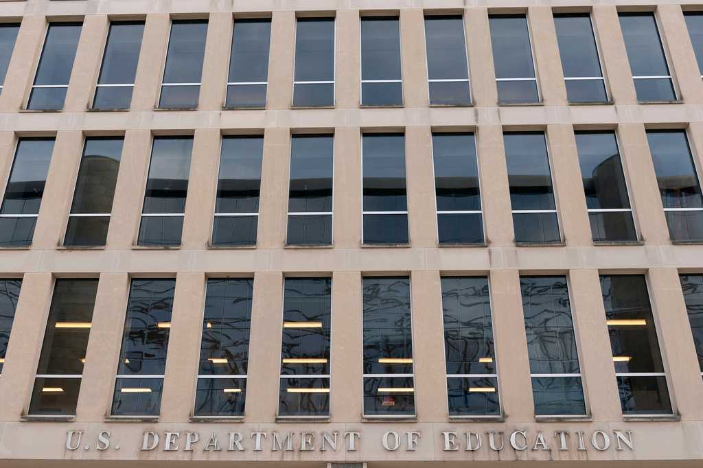 Judges strike down Trump administration's overhaul of student loan forgiveness program