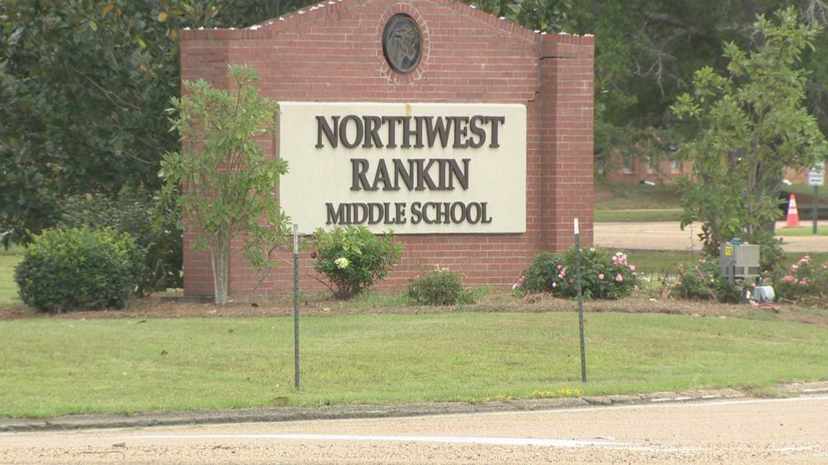 Northwest Rankin schools under controlled movement after threat
