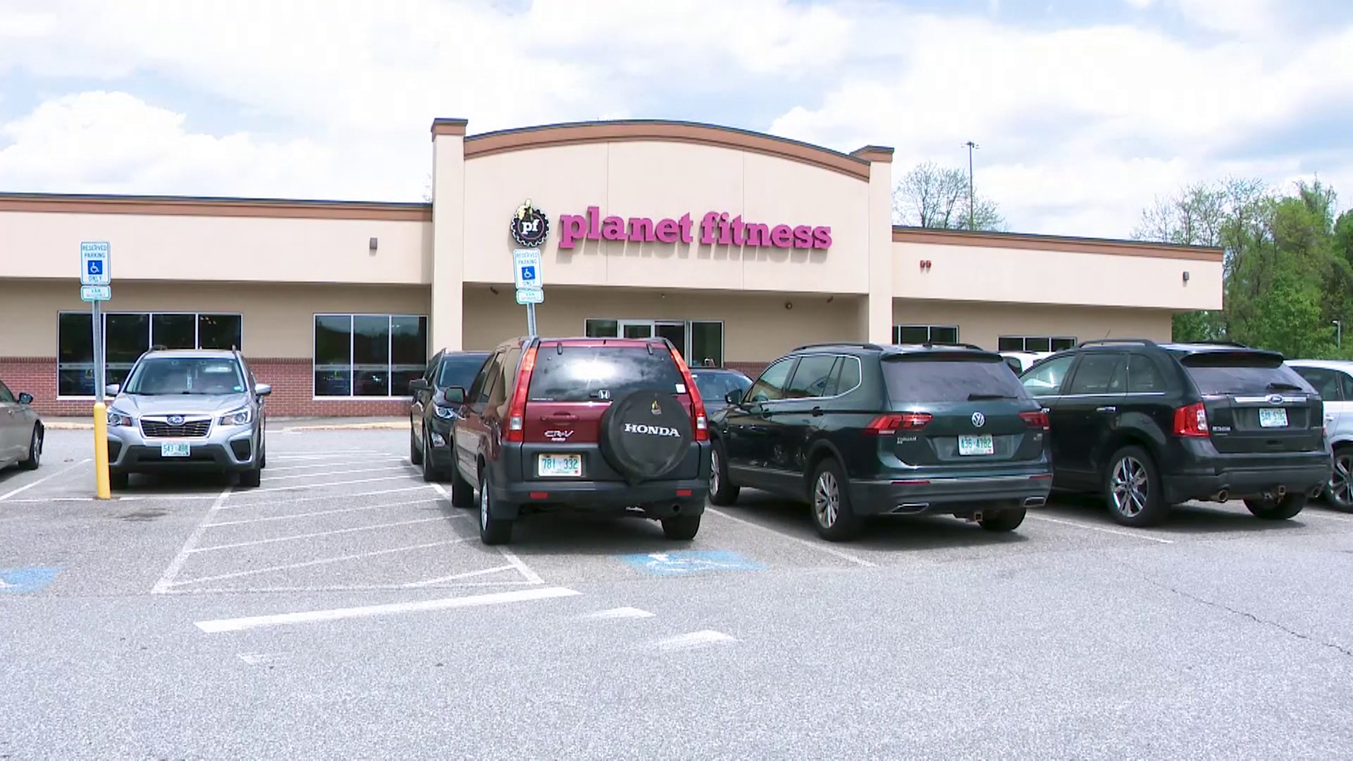 NH woman says her gym membership was canceled after reporting a man in women's locker room
