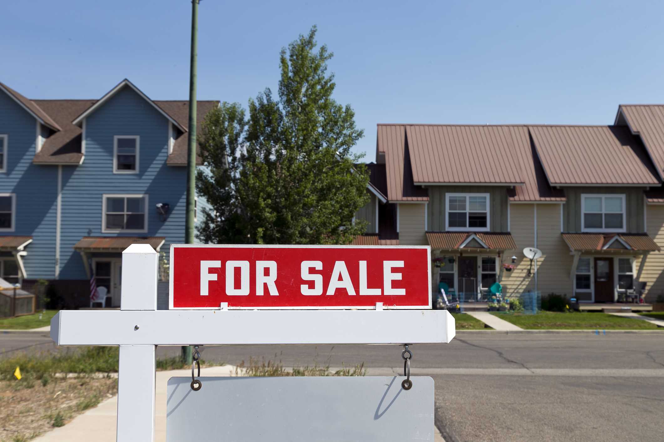 Mortgage rates just hit their highest level since July 2025. Here’s what that means for your wallet