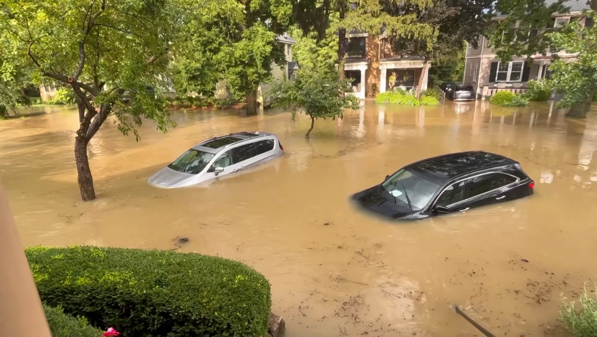Hyde Park residents, business owners recovering after floodwaters take over neighborhood