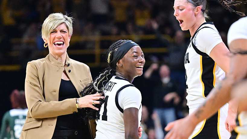 South Carolina is No. 1 in women's preseason AP Top 25; Iowa among 9 Big Ten teams ranked