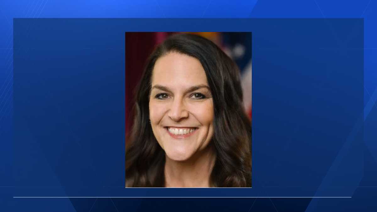Iowa lieutenant governor asks for prayers as her family navigates a medical emergency