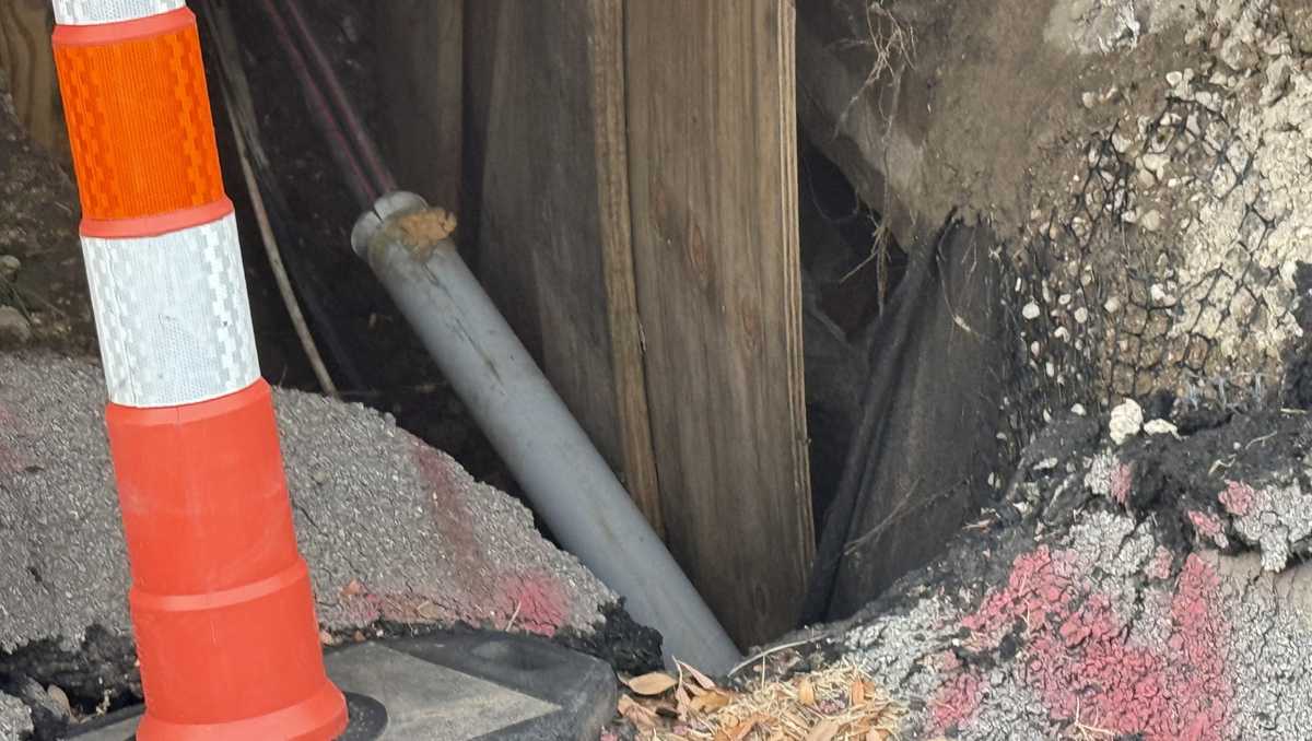 Lakeview sinkhole blocks intersection for weeks, repairs expected next week