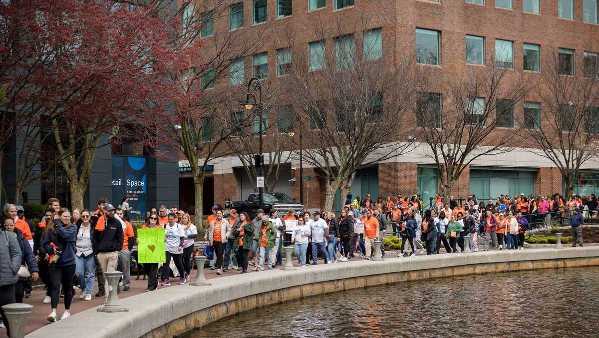 5 for Good: Volunteers support survivors at Boston Area Rape Crisis Center