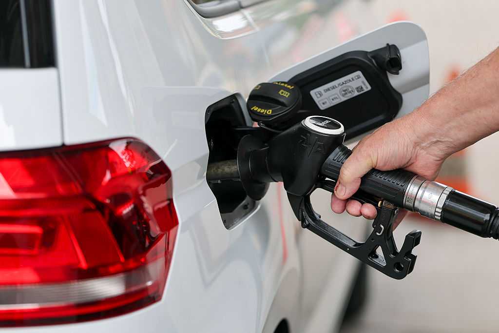 wpbf.com - Jolie Rodriguez - South Florida gas prices rise for Labor Day weekend