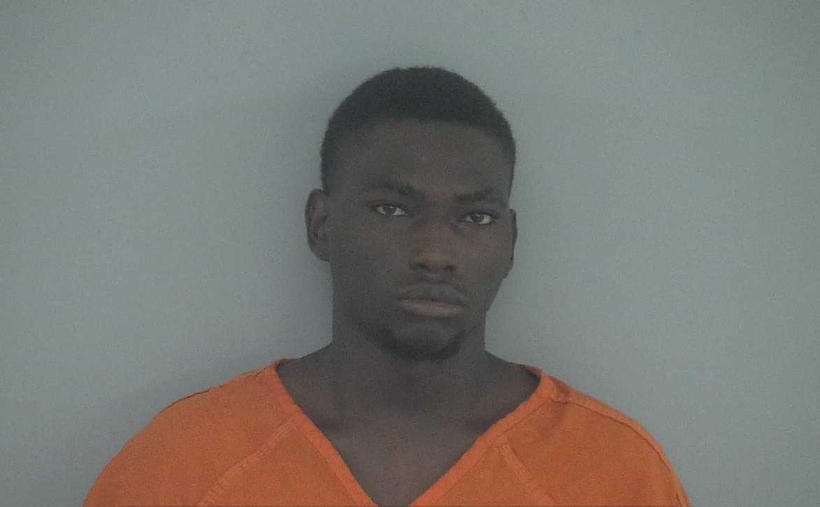 Suspect fires shots inside SC gas station then demands officers respond, police say
