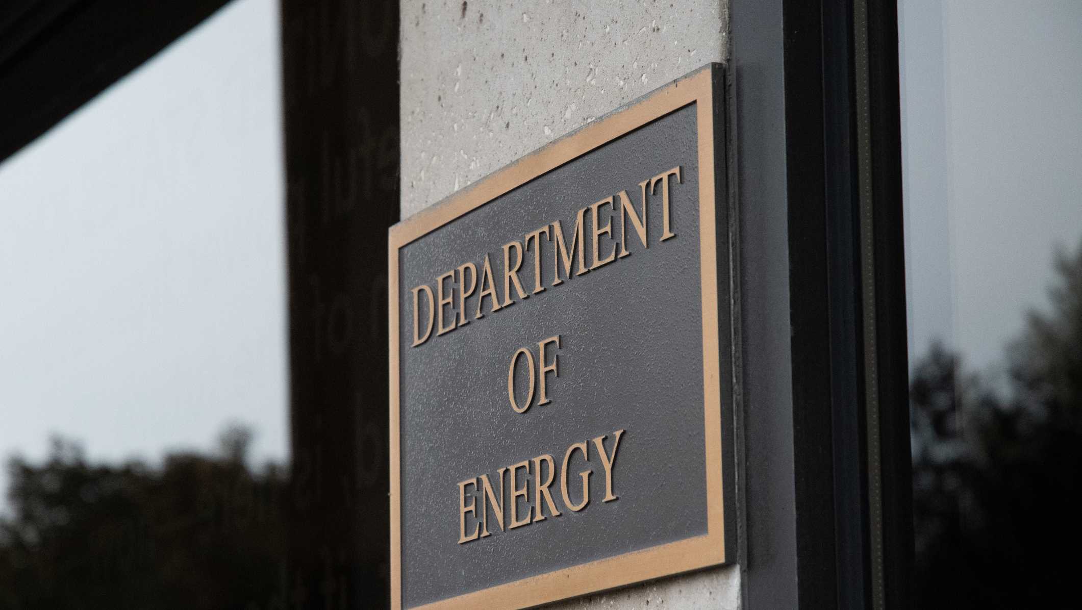Officials: Fire at US nuclear site results in no contamination found outside lab