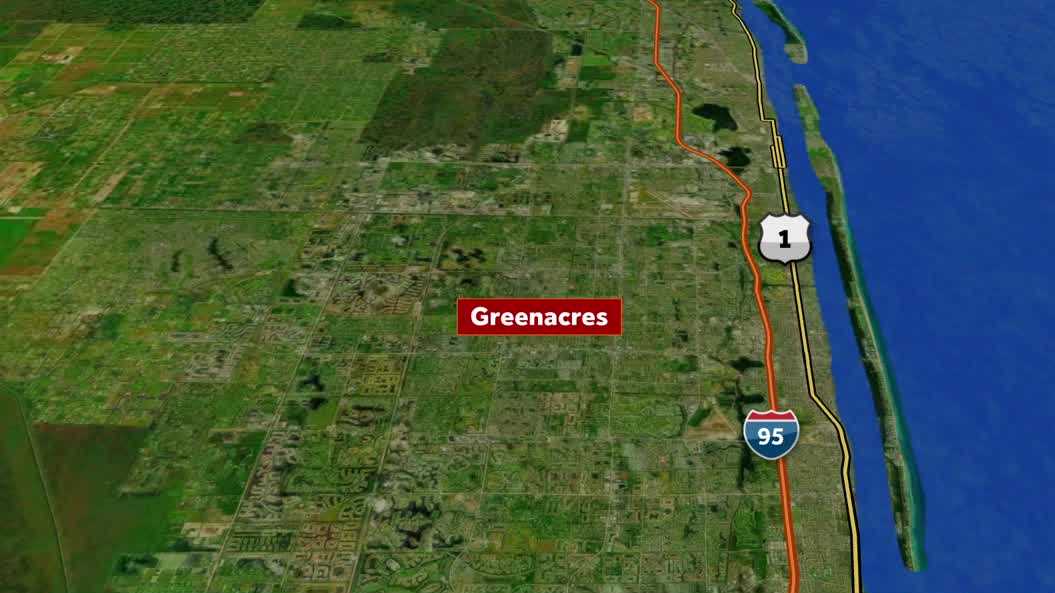 Fire rekindles at Greenacres plaza on S. Jog Road, triggers evacuation and roof attack