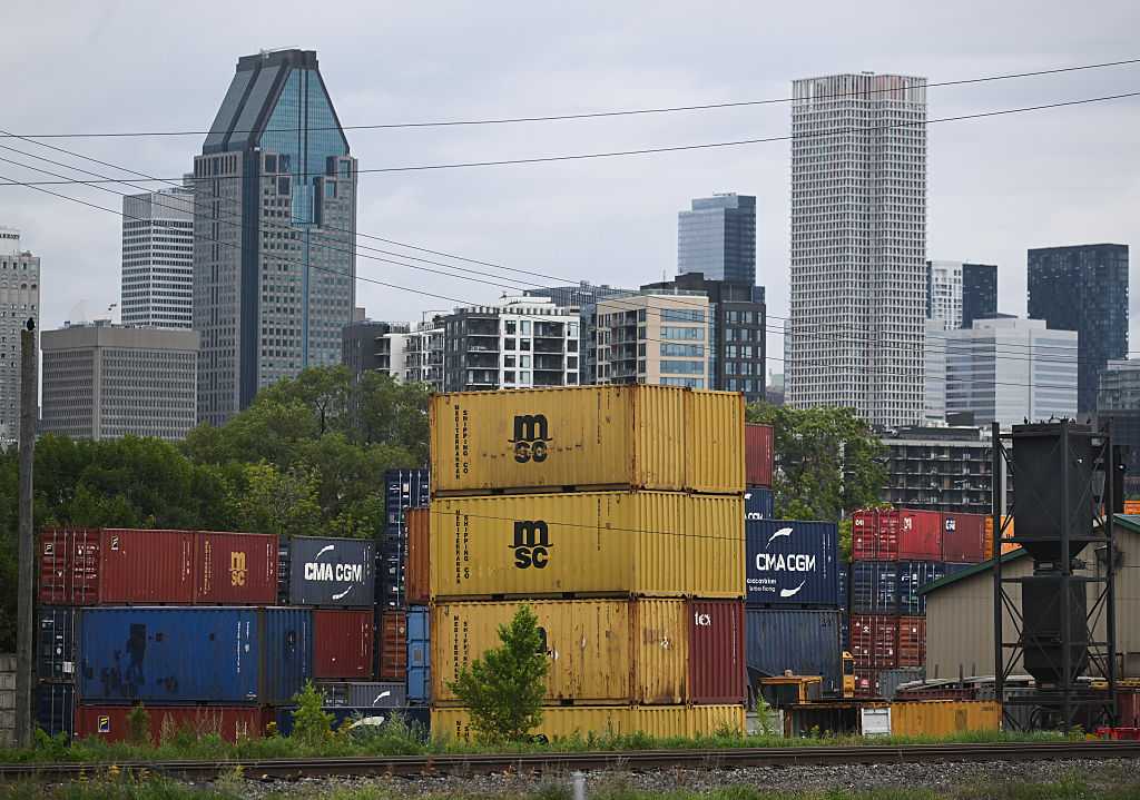 From motorcycles to booze, US ban on $1 billion worth of Canadian imports goes into effect