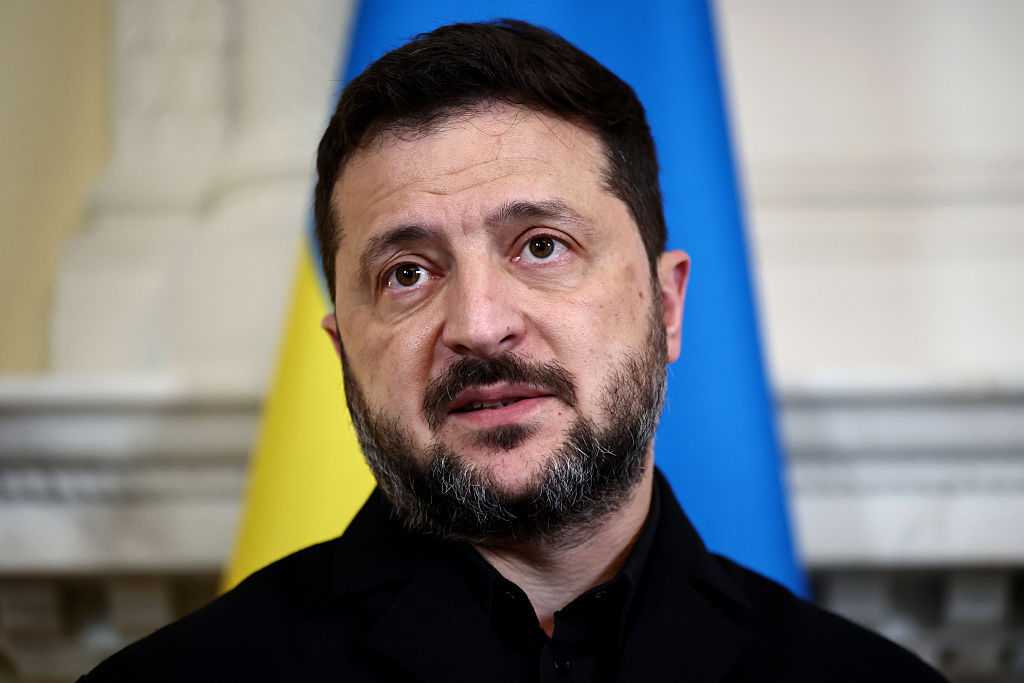 Ukraine resumes attacks on Russian oil refineries, officials say, after brief truce