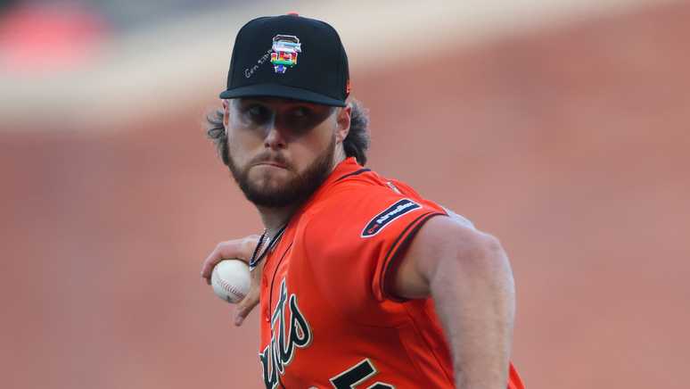 3 Giants' players add Bible verses to their Pride Night caps; MLB issues warning