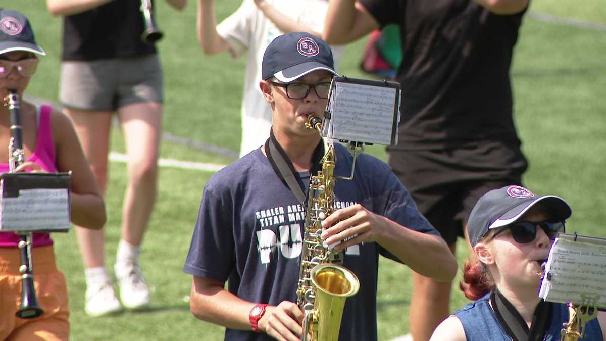 Shaler schools focus on student connections, AI and a band built for Friday night lights