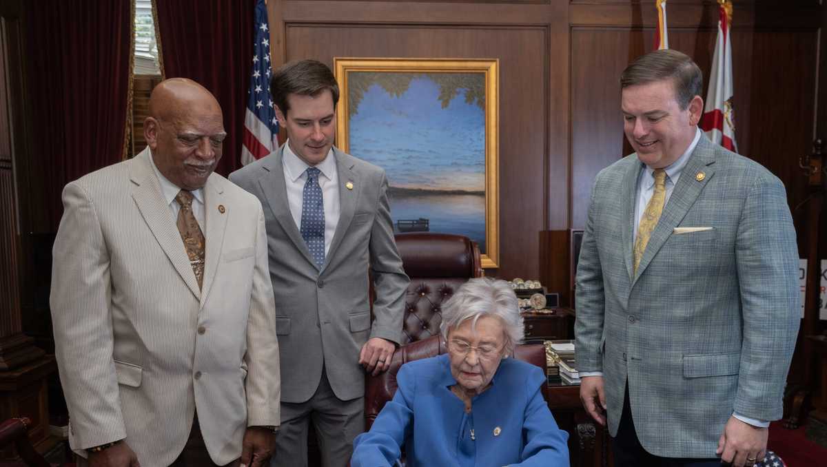 Alabama governor signs bill redefining terrorist threats and strengthening penalties