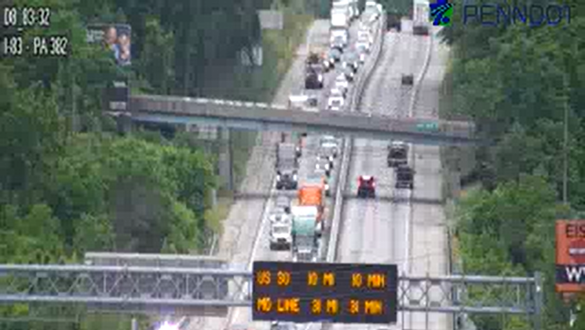 Multi-vehicle crash slows traffic along I-83 in York County
